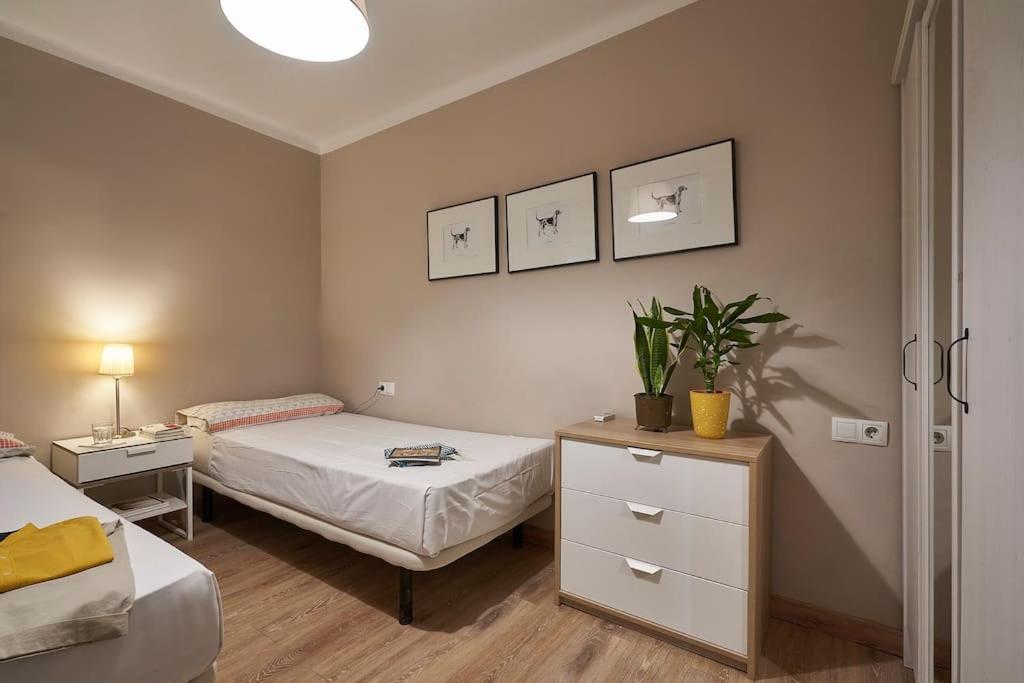Bebarceloner Sant Andreu Apartments - 3 Bedrooms 외부 사진